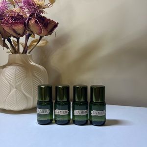 4✖️ la mer  the treatment lotion 
15ml each size
Total 60ml